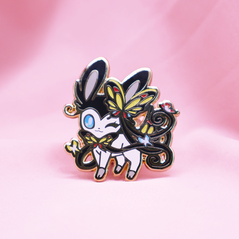 [BUTTERFLY] [BEAUTIFLY X SYLVEON] ENAMELPIN [EEVEE FUSION] [PREORDER] [SHIPPING JUNE/JULY]