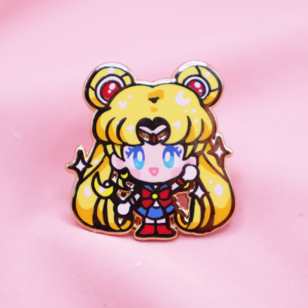 [CLASSIC MOON] SENSHI DOLL ENAMEL PIN