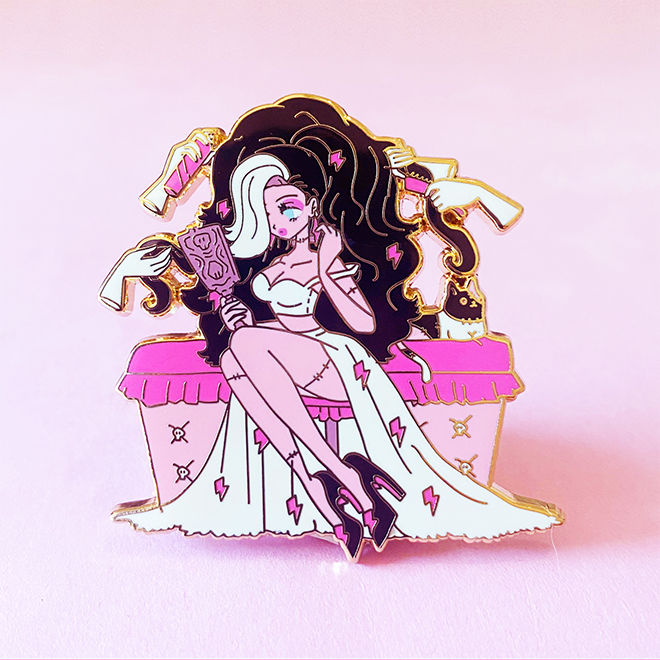DOLLYA - PINK ENAMEL PIN [PIN CLUB EXCLUSIVE]