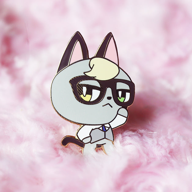 SMUG RAYMOND ENAMEL PIN [villager]