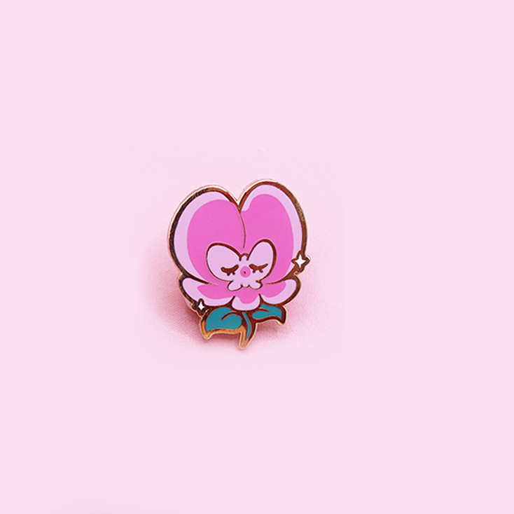 WONDERLAND FLOWER ENAMEL PIN